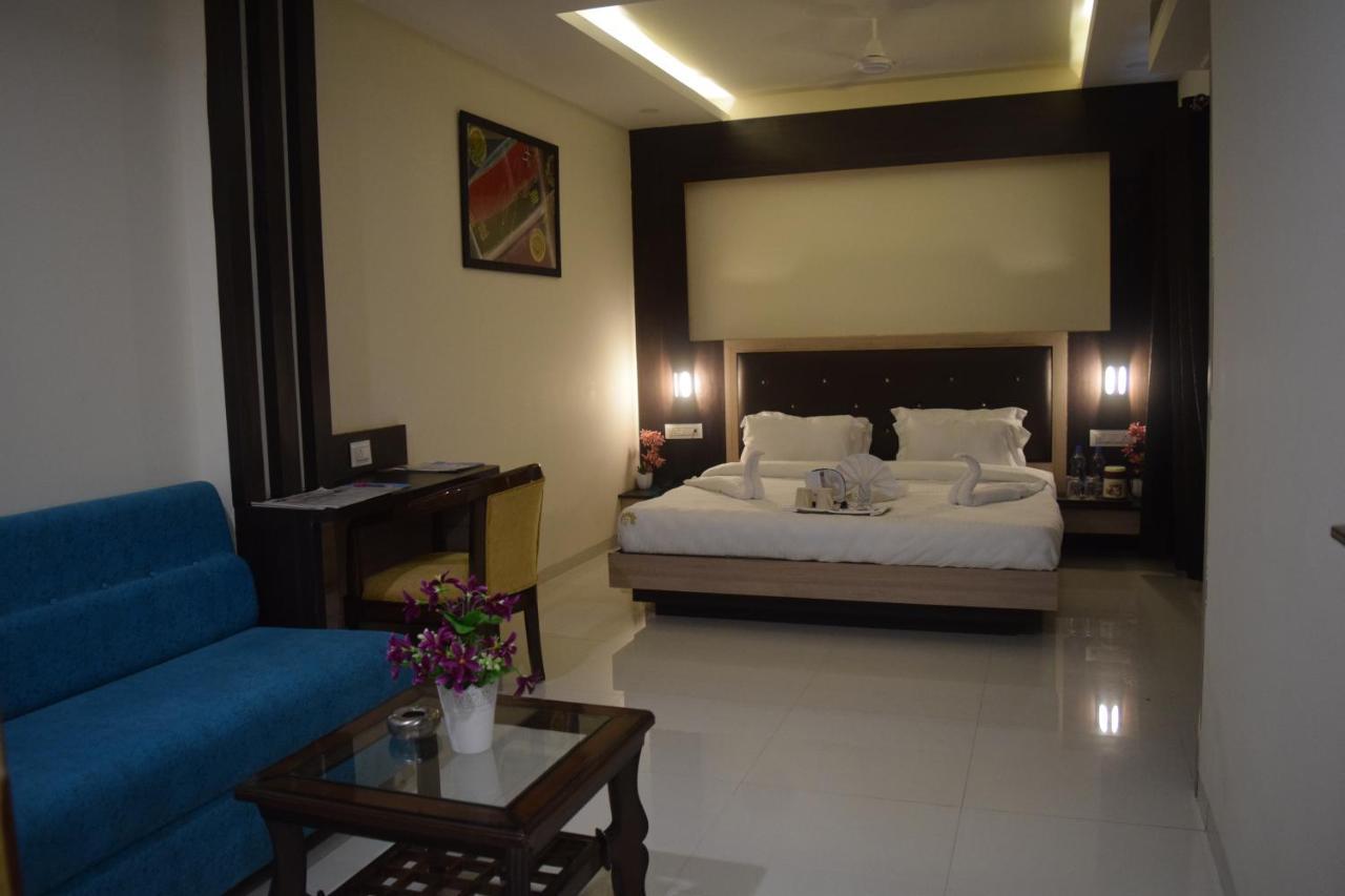 Hotel Dayal Shree Paradise Bhopal Extérieur photo